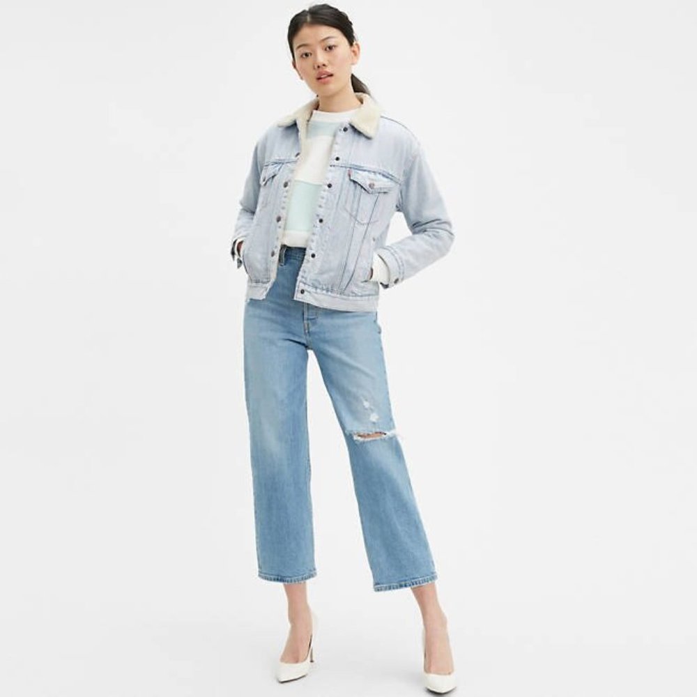 Women's Light Blue Jeans